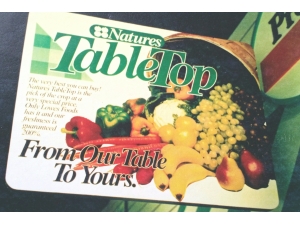 InStore Merchandising. Branded Perishables 